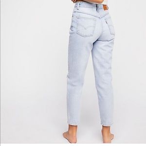 Vintage 90’s Levi’s mom jeans